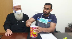 فيديو: طفل من اللد يتبرع بحصالته كاملة لتوزيعها على الفقراء والعائلات المستورة